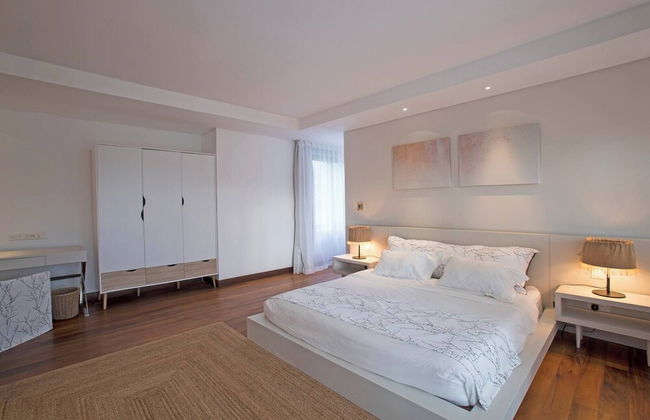 5 Bedroom Luxury Villa at Belle Riviere Residence - Foto 8