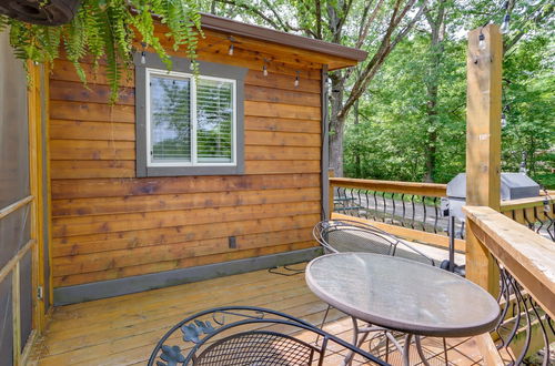 Photo 15 - Warsaw Cabin w/ Sunroom & Lake Access