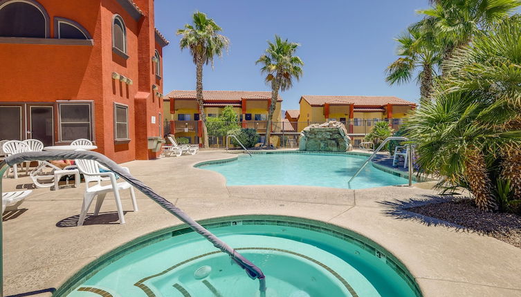 Photo 1 - Mesquite Condo w/ Community Pool & Hot Tub