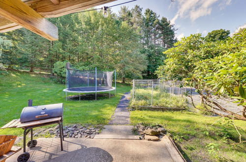 Photo 20 - Cozy Livingston Manor Home w/ Wood-burning Stove