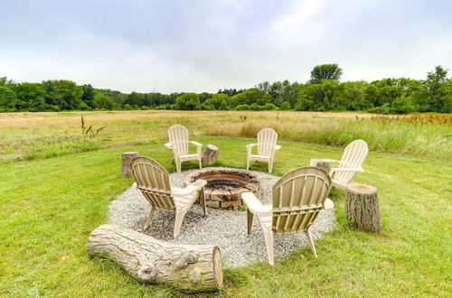 Photo 3 - Peaceful Benton Harbor Getaway Near Lake Michigan