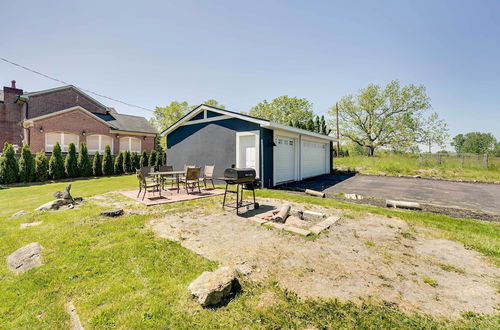 Foto 24 - Spacious Plymouth Getaway w/ Hot Tub & Game Room