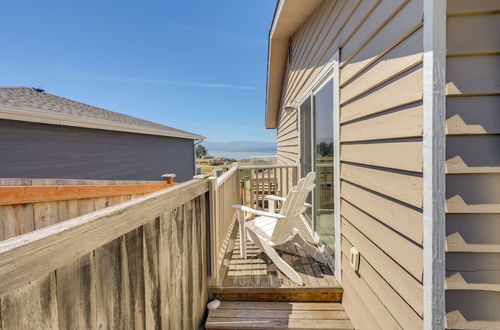 Photo 3 - Stunning Home in Coupeville w/ Deck + Beach Access