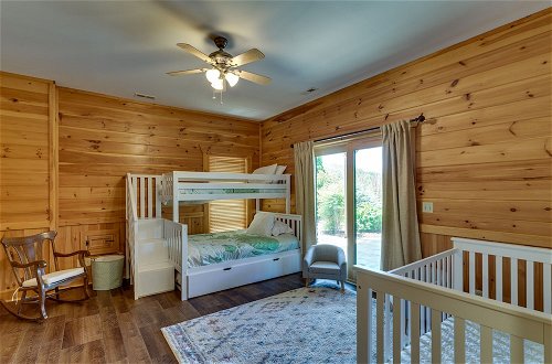 Photo 4 - Spacious Nebo Cabin w/ Game Room & Hot Tub