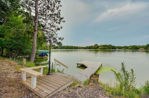 Photo 7 - Spacious Lakefront New Auburn Home w/ Sunroom