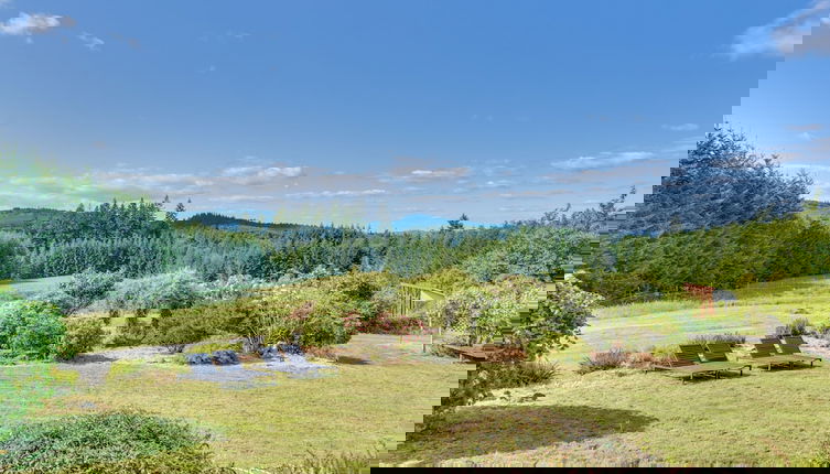 Foto 1 - Rainier Home on 20 Acres w/ Blueberry Farm