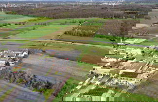 Foto 12 - Fairn Square Hotel