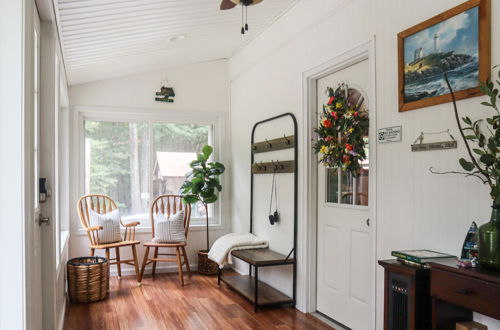 Photo 20 - Huguenot Retreat: Cozy Fireplace & Screened Porch