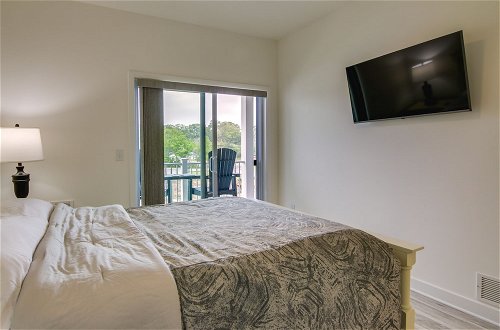 Photo 6 - Lewes Vacation Rental w/ Balcony & Pool Access