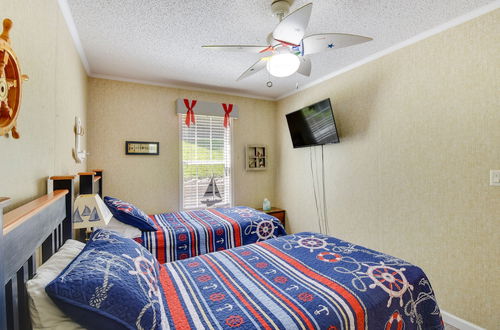 Photo 11 - Lakefront Fair Play Vacation Rental, Pets Welcome