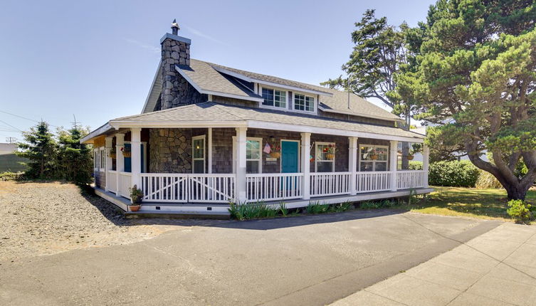 Photo 1 - Coastal Lincoln City Home w/ Spacious Deck