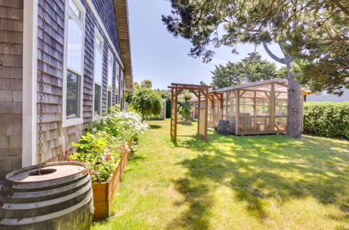 Photo 33 - Coastal Lincoln City Home w/ Spacious Deck