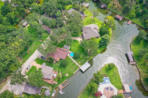 Photo 16 - Lakefront Texas Vacation Rental w/ Private Dock