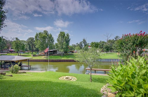 Photo 24 - Lakefront Texas Vacation Rental w/ Private Dock