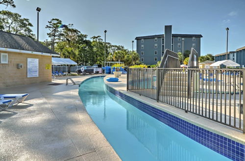 Photo 27 - Beachfront Penthouse: Pools, Tennis Courts, Views