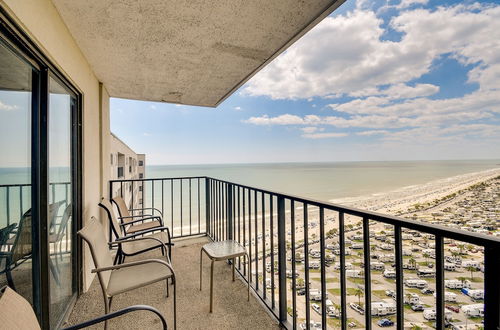 Photo 1 - Beachfront Penthouse: Pools, Tennis Courts, Views