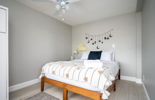 ATL Downtown 2BR with Free Parking Gym - Photo 10