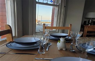 Photo 1 - Inviting 2-bed Apartment in Rhos-on-sea Sleeps 6