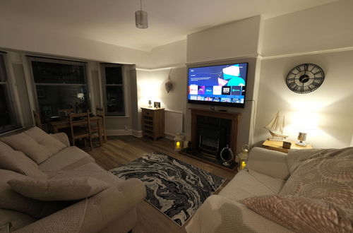 Photo 9 - Inviting 2-bed Apartment in Rhos-on-sea Sleeps 6