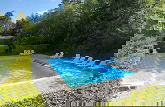Foto 1 - Apt w/ Fireplace & Garden