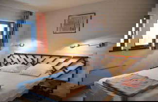 Photo 2 - Apt w/ Fireplace & Garden