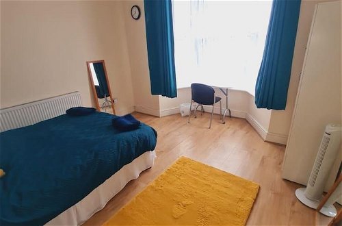 Photo 2 - Beautiful 1-bed Apartment in North London