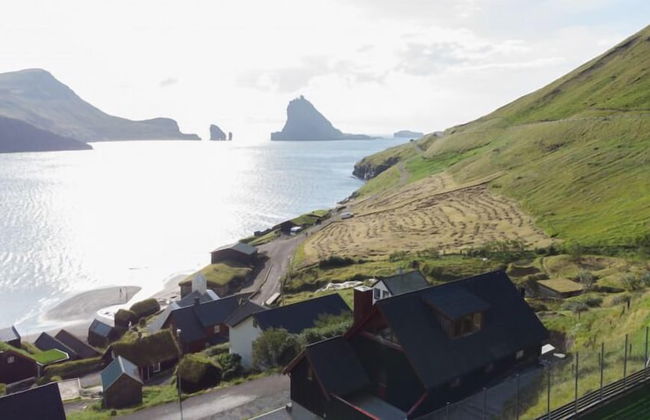 Idyllic Vacation Home With A Breathtaking View - Photo 23