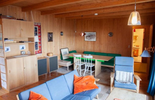 Idyllic Vacation Home With A Breathtaking View - Photo 12