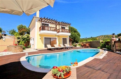 Foto 19 - Luxury Villa Nefeli w Private Pool