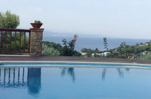 Foto 17 - Luxury Villa Nefeli w Private Pool