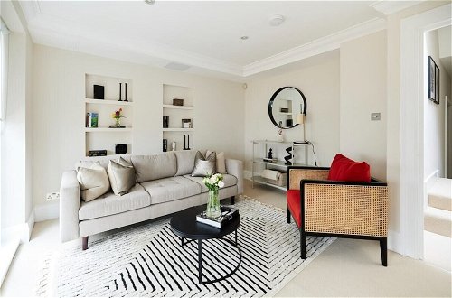 Foto 14 - The South Kensington Wonder - Trendy 3bdr House With Garden