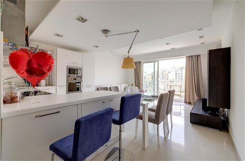 Foto 7 - Exquisite Seafront Apart in Spinola Bay St Julians