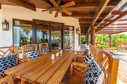 Foto 48 - Luxury Ocean-view Flamingo Home Sleeps 10 - Walk to Beach