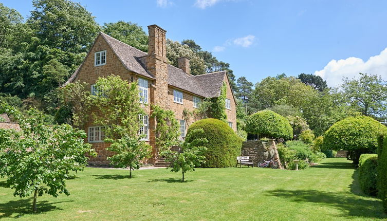 Photo 1 - Drakestone House Manor With Breathtaking Cotswolds Views