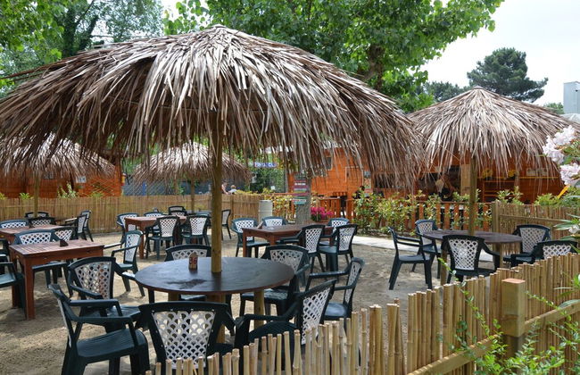 Wooden Chalet with Terrace near Beach - Foto 23