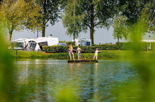 Photo 18 - Chalet With Terrace at the Lake and Beach