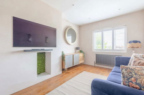 Photo 14 - Quirky 2BD Flat in De Beauvoir