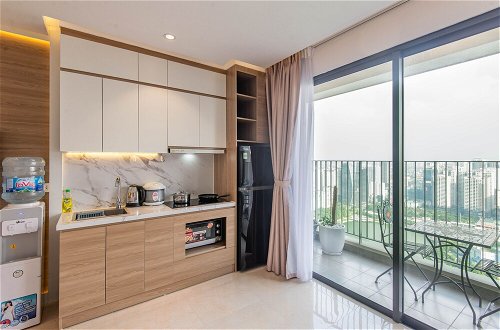 Photo 36 - Luxury Apartment Dcapital Tran Duy Hung