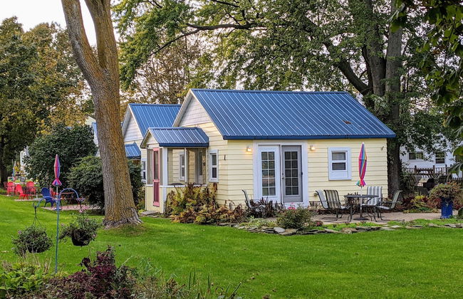Little Yellow Cottages - Photo 46