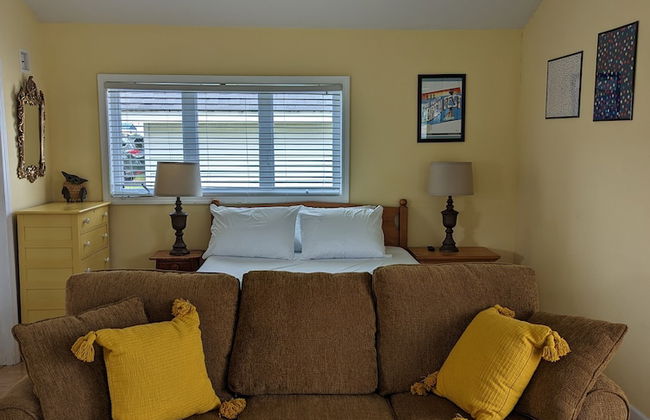 Little Yellow Cottages - Photo 32