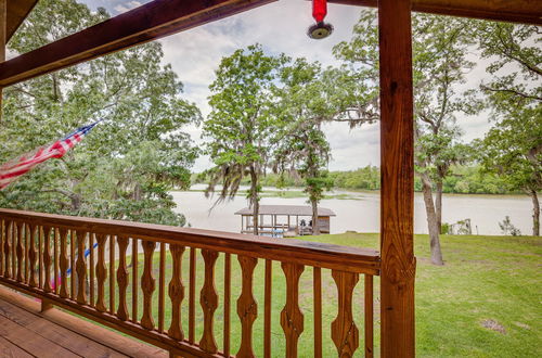 Foto 43 - Waterfront Huntsville Home w/ Private Dock & Spa