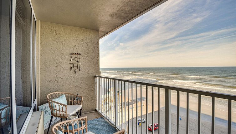 Photo 1 - Top-floor Beach Condo With 2 Oceanfront Balconies
