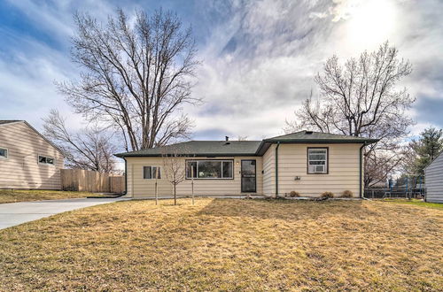 Foto 5 - Modern Littleton Home w/ Yard: Pets Welcome