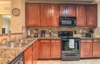 Photo 3 - Davenport Condo w/ Pool Access - 11 Mi to Disney