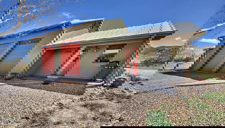 Foto 1 - Cozy Elgin Casita w/ Gas Grill: Pets Welcome