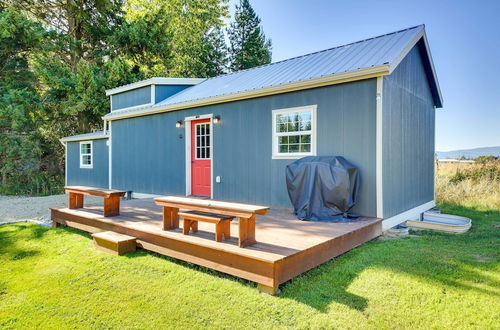 Photo 22 - Contemporary Cabin w/ Mountain Views & Deck