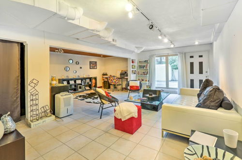 Photo 10 - Contemporary Cincinnati Apt w/ Wifi, Near Kenwood