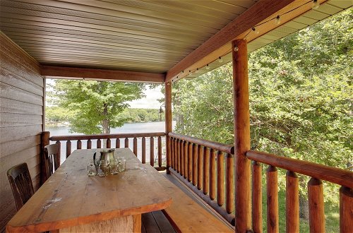 Foto 31 - Lakefront Cottage in Iron River w/ 2 Porches