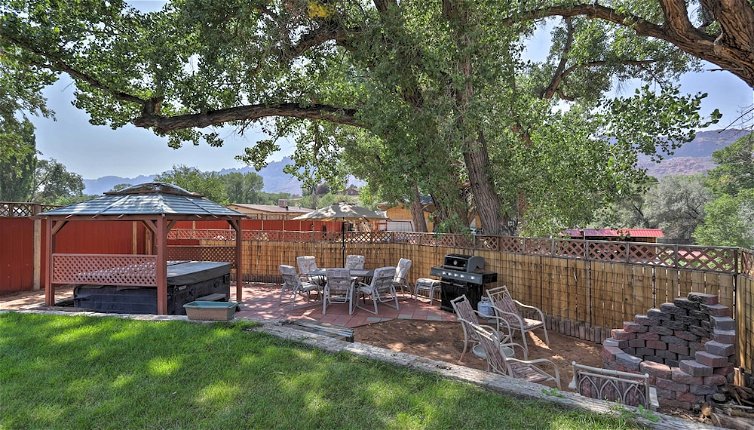 Photo 1 - 'rustic Retreat' Moab Townhome W/grill & Fire Pit