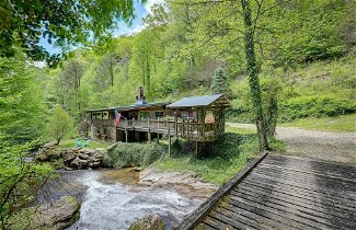 Foto 1 - Magical Smoky Mountain Cabin Rental w/ Waterfall